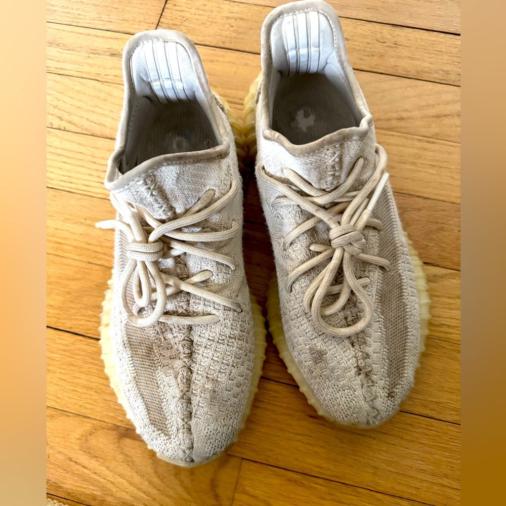 Yeezy Boost 350 V2 Bone Authentic men’s 7.5 women’s 9